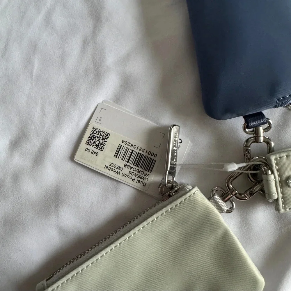 40🆕💙 LAST ONE Lululemon Dual Pouch Wristlet Oasis Blue Vapor